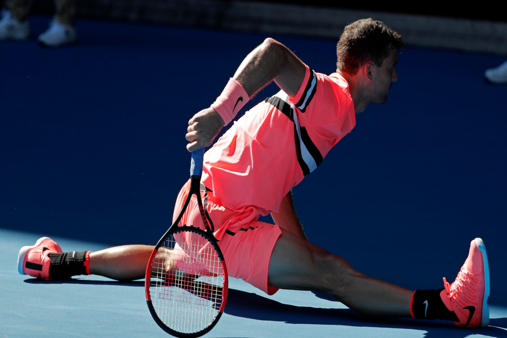 5 new dynamic stretching exercises to improve your performance on the court